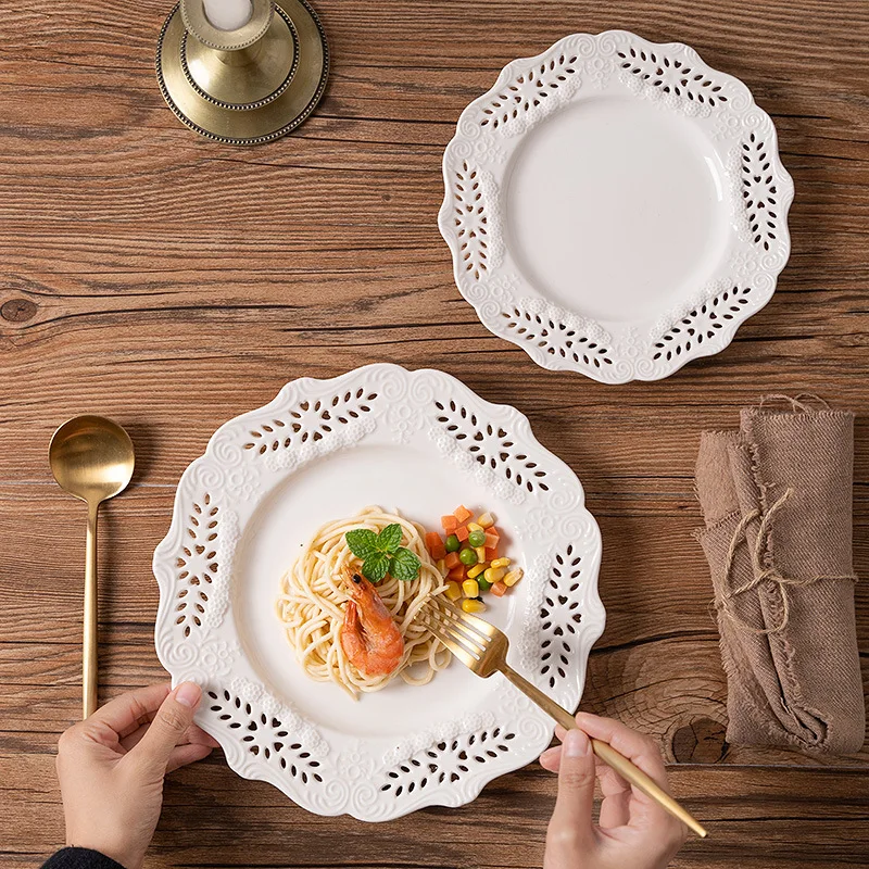 Creative Ceramic Household White Cake Setting Table Dessert Western Food Plate Porcelain Plate Tableware Europe Kitchen Hollow
Creative Ceramic Household White Cake Setting Table Dessert Western Food Plate Porcelain Plate Tableware Europe Kitchen Hollow