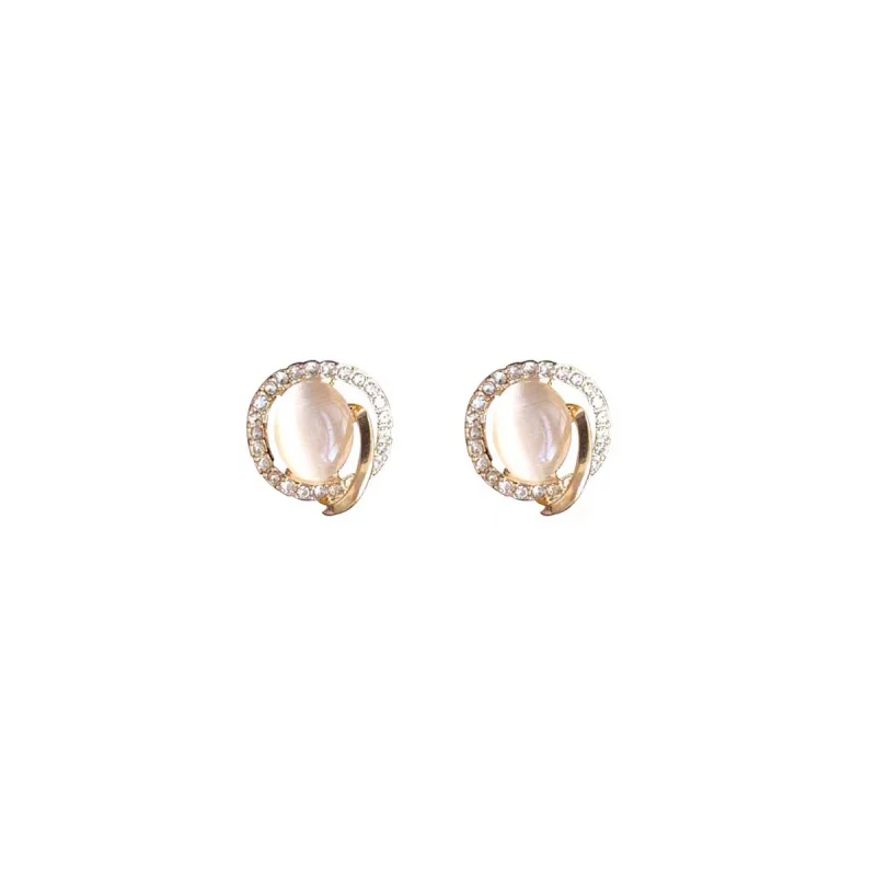 Possession of Moon Lake Exquisite Micro Inlay Rhinestones Surrounding Gentle Cat Eye Earrings High-Grade Ear Studs Ear Clip
Possession of Moon Lake Exquisite Micro Inlay Rhinestones Surrounding Gentle Cat Eye Earrings High-Grade Ear Studs Ear Clip