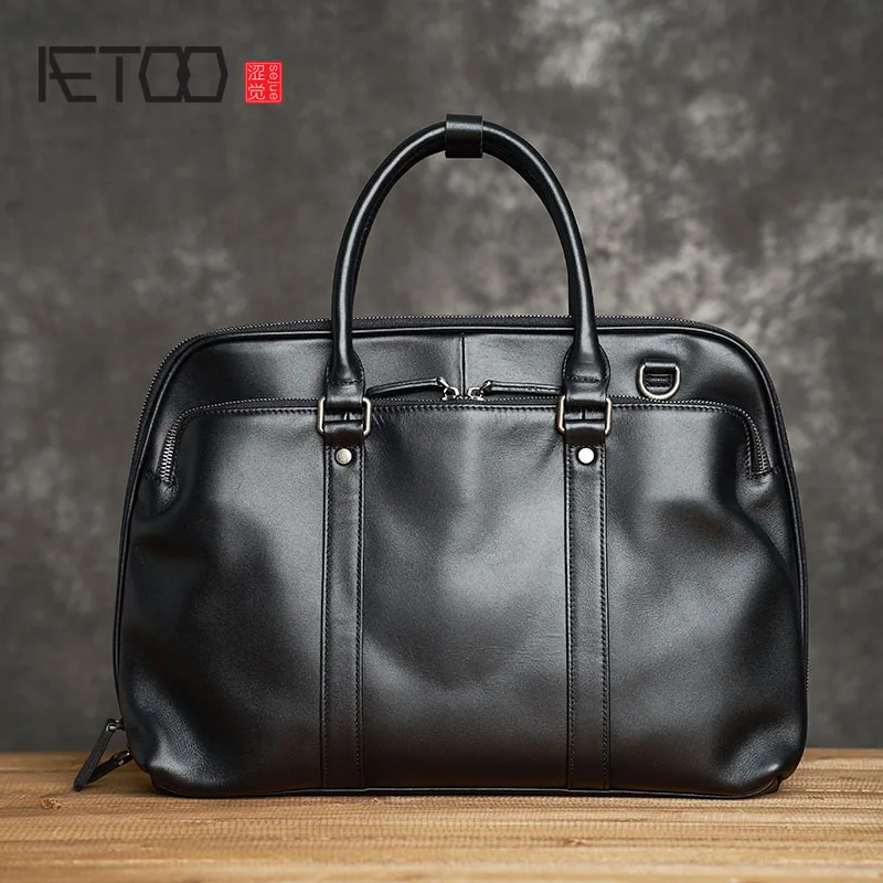 AETOO Men's handmade leather handbag, leather computer bag, first layer leather business briefcase
AETOO Men's handmade leather handbag, leather computer bag, first layer leather business briefcase