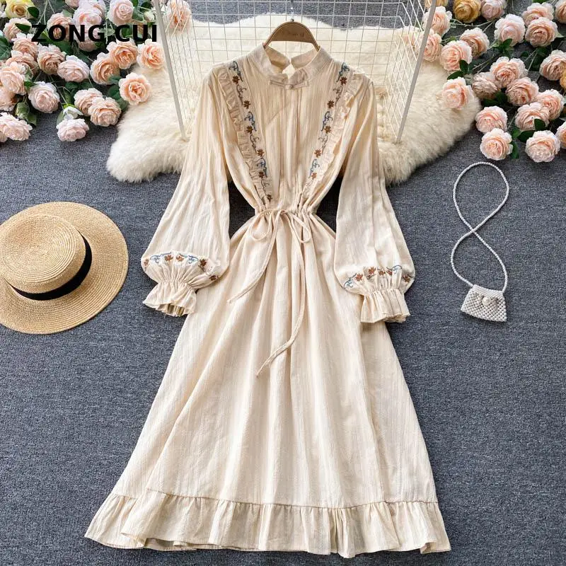Women Embroidered Cotton Linen Dress New Autumn Stand Collar Puff Sleeve Bandage Ruffle Apricot High Quality Boho Dress Retro
Women Embroidered Cotton Linen Dress New Autumn Stand Collar Puff Sleeve Bandage Ruffle Apricot High Quality Boho Dress Retro