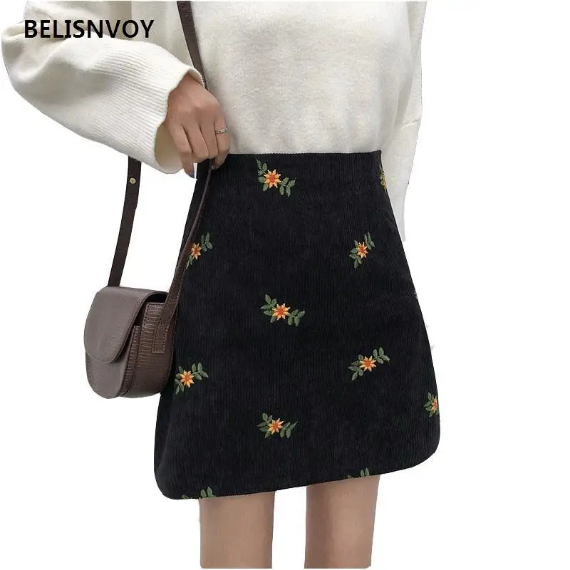 New Spring Korean Style Corduroy Mini Skirt Sweet Floral Embroidery High Waist Skirts Harajuku A-line Black Elegant Female Jupe
New Spring Korean Style Corduroy Mini Skirt Sweet Floral Embroidery High Waist Skirts Harajuku A-line Black Elegant Female Jupe