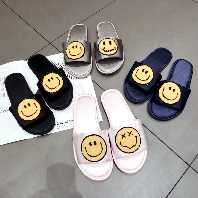 2020 Women Shoes for Women Winter Warm Shoes Ladies Fur Fluffy Flip Flops Cotton Slippers Indoor House Sandalias Boots Sandal
2020 Women Shoes for Women Winter Warm Shoes Ladies Fur Fluffy Flip Flops Cotton Slippers Indoor House Sandalias Boots Sandal