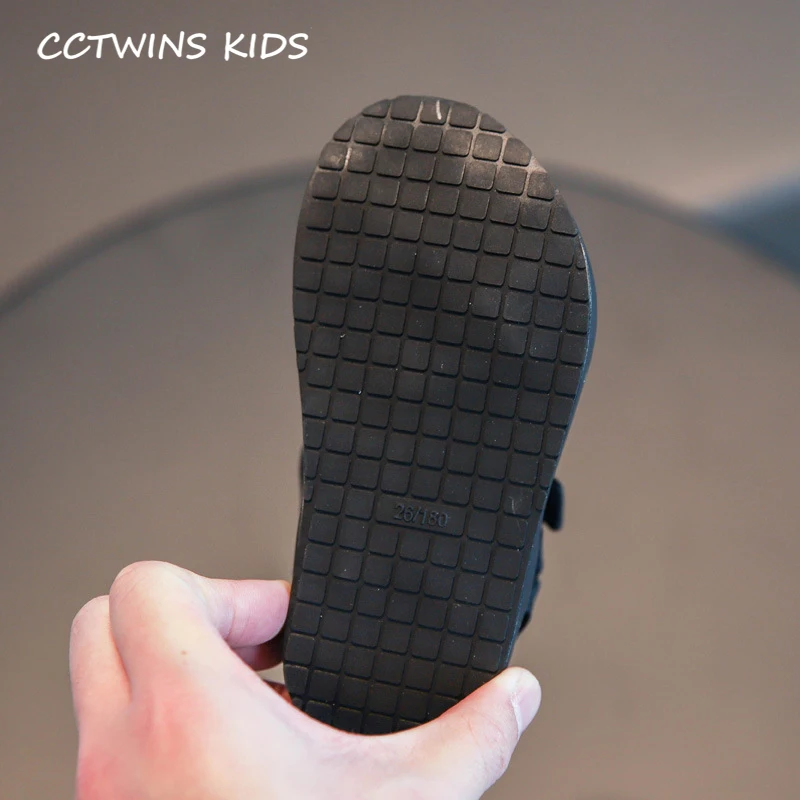 Shoes 2021 Summer Baby Girls Beach Sandals Toddler Fashion Casual Soft Flat Children Canvas Shoes Black
Shoes 2021 Summer Baby Girls Beach Sandals Toddler Fashion Casual Soft Flat Children Canvas Shoes Black