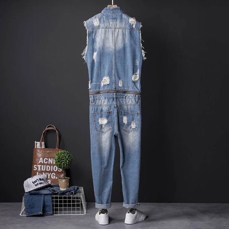 Summer Men Denim Hole Ripped Overalls Sleeveless Short Jumpsuit Fashion Jeans Male Single Breasted Shorts One Piece Romper
Summer Men Denim Hole Ripped Overalls Sleeveless Short Jumpsuit Fashion Jeans Male Single Breasted Shorts One Piece Romper