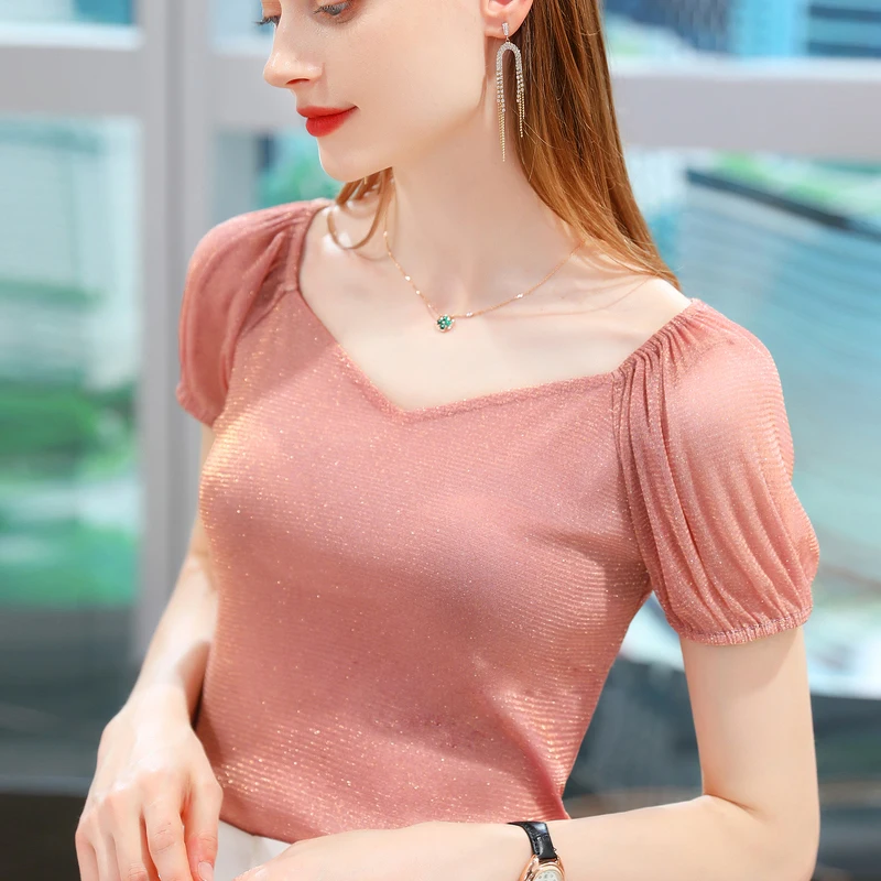 V-Neck Short Sleeve T-Shirt Women's 2021 New Summer Bright Silk Base Shirt Pleated French Bubble Sleeve Top Elegant T-Shirt
V-Neck Short Sleeve T-Shirt Women's 2021 New Summer Bright Silk Base Shirt Pleated French Bubble Sleeve Top Elegant T-Shirt
