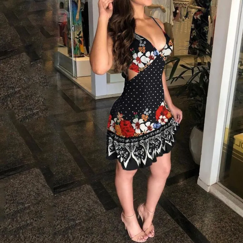 Summer Sleeveless Open Waist Sexy Hollow Out Printed Suspender Ruffle Mini Dress Beach Holiday
Summer Sleeveless Open Waist Sexy Hollow Out Printed Suspender Ruffle Mini Dress Beach Holiday
