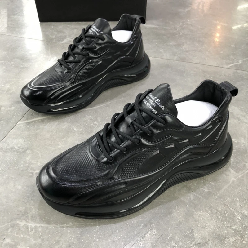 Winter Men's Sports Shoes 2022 New Single Shoes Solid Color Lace-up Men's Thick-soled Casual Leather Shoes
Winter Men's Sports Shoes 2022 New Single Shoes Solid Color Lace-up Men's Thick-soled Casual Leather Shoes