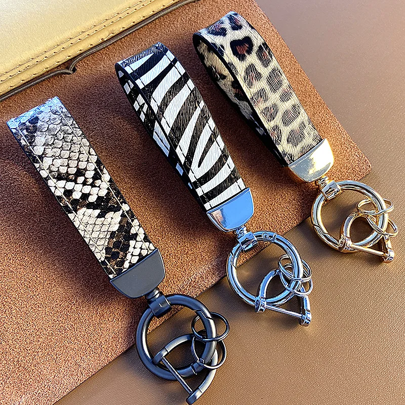 New Fashion Decorative Pattern Keychain Men Snakeskin Lopard Print Keychain Accessories Charms Women Bag Pendants gift wholesale
New Fashion Decorative Pattern Keychain Men Snakeskin Lopard Print Keychain Accessories Charms Women Bag Pendants gift wholesale
