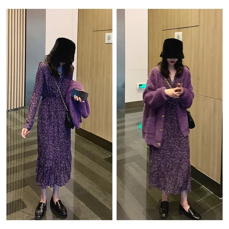 Womens Vintage Retro V-Neck High Waist Fairy Skirt Korean Style Spring and Autumn New Purple Floral Long Chiffon Bottoming Dress
Womens Vintage Retro V-Neck High Waist Fairy Skirt Korean Style Spring and Autumn New Purple Floral Long Chiffon Bottoming Dress