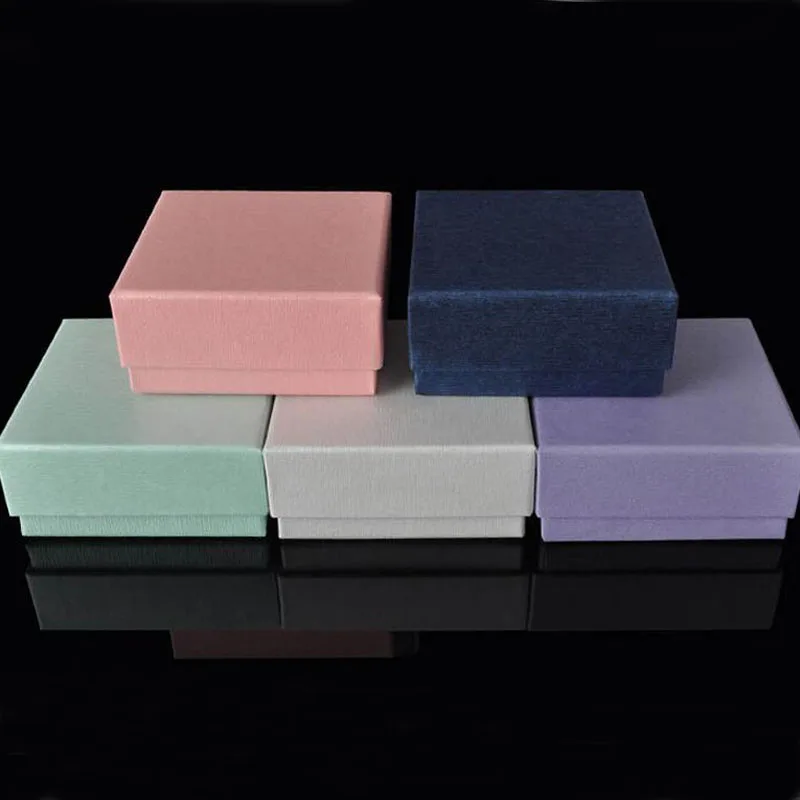 50pcs/lot 7.5*7.5*3.5cm Square Box For Jewelry 4Color Ring Earring Pendant Display Box jewelry organizer (OEM Logo: 1000PCS)
50pcs/lot 7.5*7.5*3.5cm Square Box For Jewelry 4Color Ring Earring Pendant Display Box jewelry organizer (OEM Logo: 1000PCS)