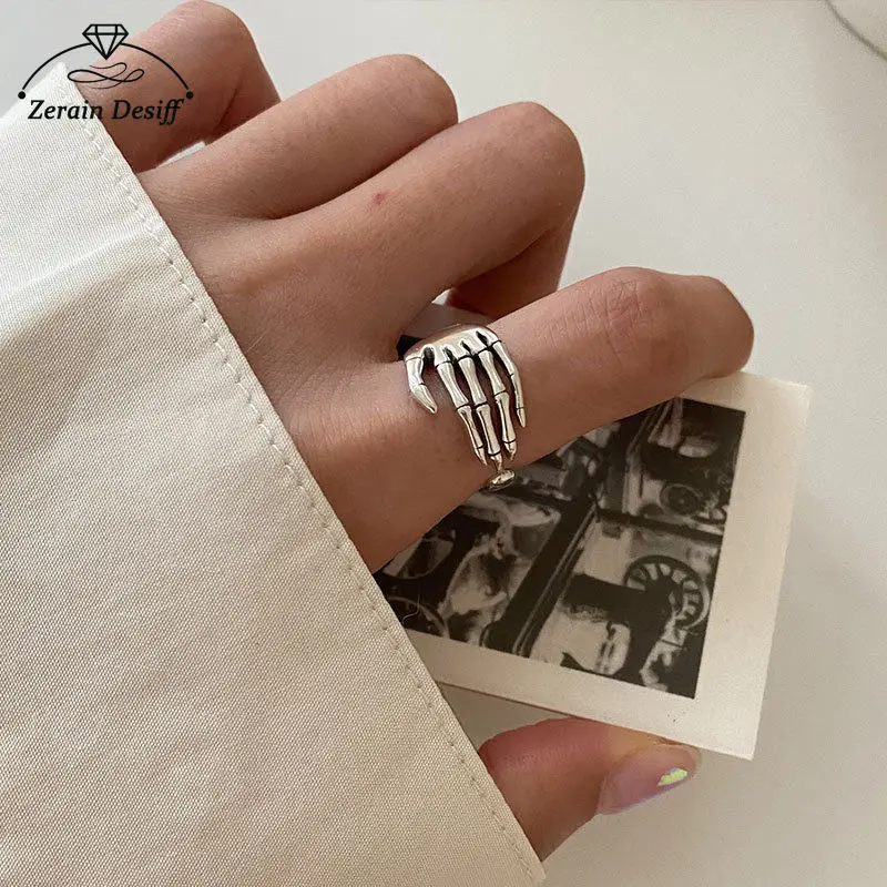 Palm Ring Female Skull Dark Street Harajuku Style Retro Personality Ring Trendy Jewelry Adjustable Ring Jewelry for Women
Palm Ring Female Skull Dark Street Harajuku Style Retro Personality Ring Trendy Jewelry Adjustable Ring Jewelry for Women
