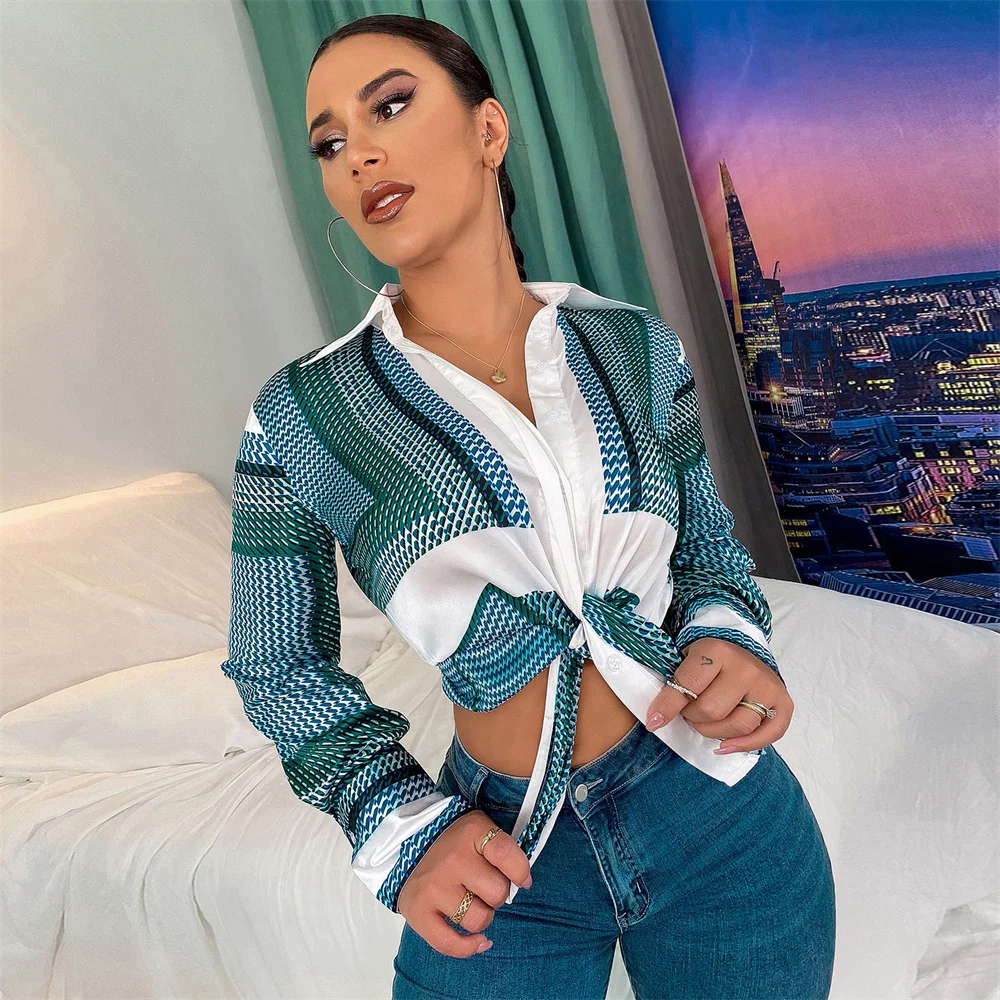 2021 Autumn Women Lapel Long Sleeve Blouses Fashion Single-breasted Plaid Printed Loose Tees Ladies Office Shirt Clothes
2021 Autumn Women Lapel Long Sleeve Blouses Fashion Single-breasted Plaid Printed Loose Tees Ladies Office Shirt Clothes