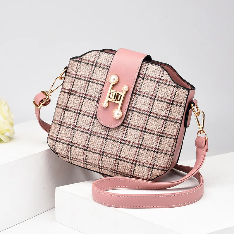 Luxury Handbags Women Bags Designer Brand Famous 2020 High Quality Plaid Shoulder Crossbody Flap
Luxury Handbags Women Bags Designer Brand Famous 2020 High Quality Plaid Shoulder Crossbody Flap