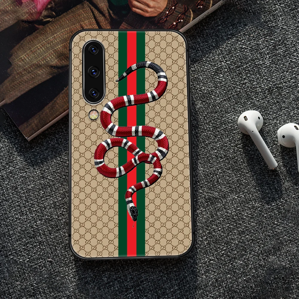 Italian luxury brand snake tiger bee Phone Case Cover For Samsung Galaxy A10 A11 A20 E A21 A30 A40 A41 A50 A51 A70 A71 A81 S
Italian luxury brand snake tiger bee Phone Case Cover For Samsung Galaxy A10 A11 A20 E A21 A30 A40 A41 A50 A51 A70 A71 A81 S