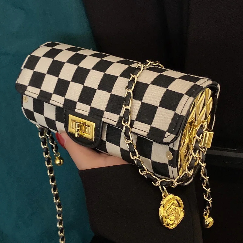 Retro Casual Women's Totes Shoulder Bag Fashion Exquisite Shopping Bag PU Leather Chain Handbags for Women Small Crossbody Bag
Retro Casual Women's Totes Shoulder Bag Fashion Exquisite Shopping Bag PU Leather Chain Handbags for Women Small Crossbody Bag