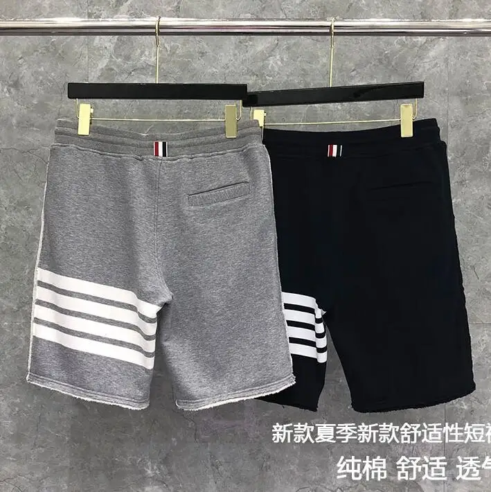 Fashion TB 2021 THOM Brand Casual Shorts Men Women Summer Cotton Sports Trousers Keen Length Striped Tasse Jogger Track Pants
Fashion TB 2021 THOM Brand Casual Shorts Men Women Summer Cotton Sports Trousers Keen Length Striped Tasse Jogger Track Pants