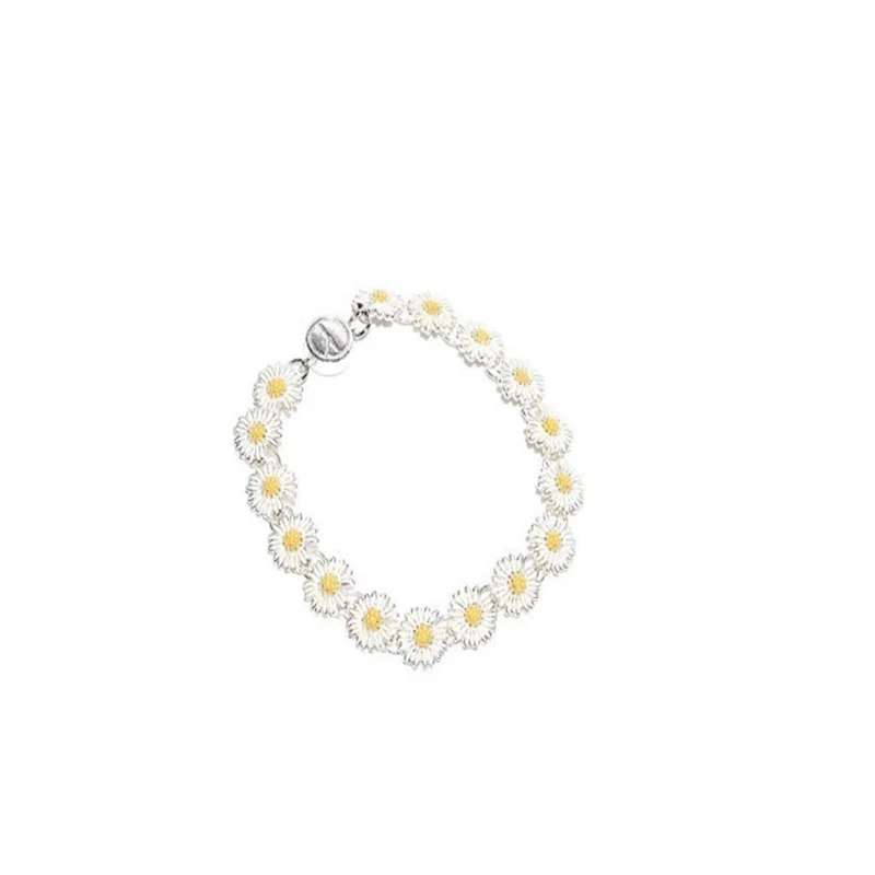 KPOP Bigbang 2021 Summer G-Dragon Men's And Women's Magnet Buckle Daisy Bracelet Decoration Gifts F23
KPOP Bigbang 2021 Summer G-Dragon Men's And Women's Magnet Buckle Daisy Bracelet Decoration Gifts F23