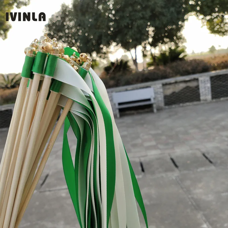 50pcs/lot Style A green and cream ribbon wedding wands with gold bell Wedding Ribbon Stick,ribbon Twirling Streamers
50pcs/lot Style A green and cream ribbon wedding wands with gold bell Wedding Ribbon Stick,ribbon Twirling Streamers