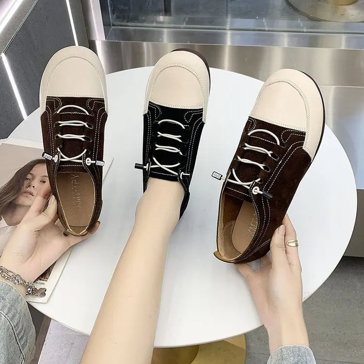 Spring and autumn new style 2021 fashion Korean college style flat color matching soft sole comfortable women's casual shoes.
Spring and autumn new style 2021 fashion Korean college style flat color matching soft sole comfortable women's casual shoes.