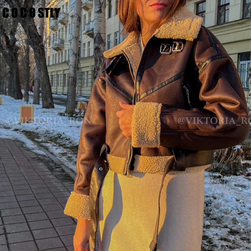 Новинка 2022, зимняя женская куртка, Толстая куртка из искусственной кожи, Женское пальто, теплое байкерское пальто из ягненка, Женская Повсед...
Новинка 2022, зимняя женская куртка, Толстая куртка из искусственной кожи, Женское пальто, теплое байкерское пальто из ягненка, Женская Повсед...