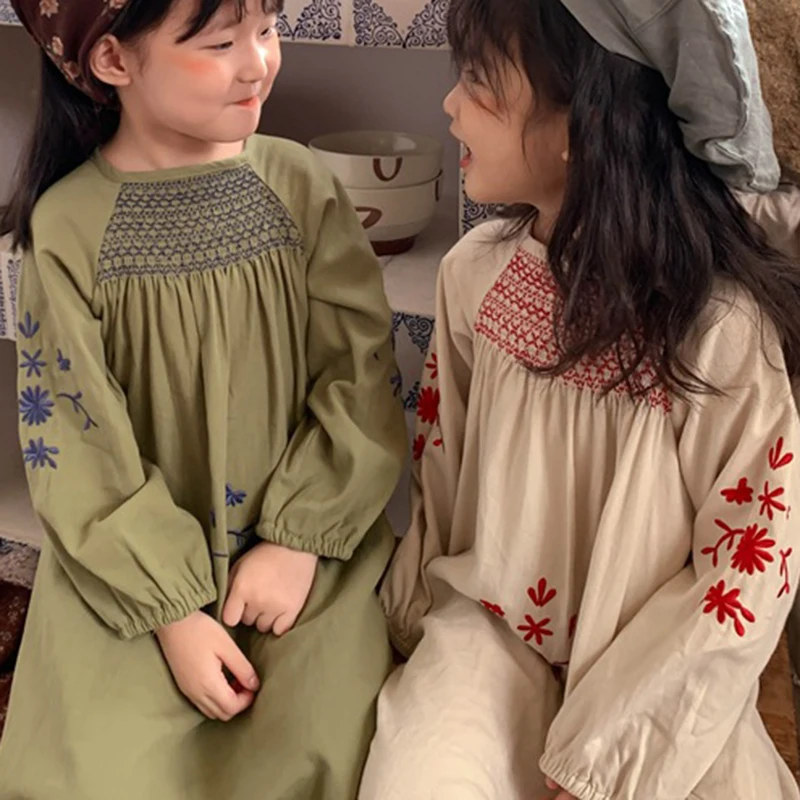 Spring Autumn 2021 Korean Style Embroidery Floral Dress Kids Clothes Dress For Girls Children Costume For 2-6 Years
Spring Autumn 2021 Korean Style Embroidery Floral Dress Kids Clothes Dress For Girls Children Costume For 2-6 Years