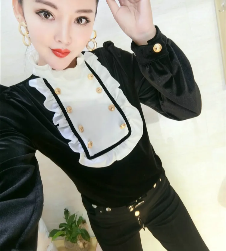 Double Buttons Velour Blouses Women Vintage Ruffles Pullovers Woman Ropa De Mujer Velvet Shirts Lady
Double Buttons Velour Blouses Women Vintage Ruffles Pullovers Woman Ropa De Mujer Velvet Shirts Lady