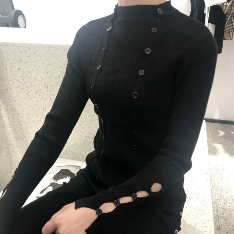 Женский трикотажный свитер DEAT однотонный двубортный в винтажном стиле