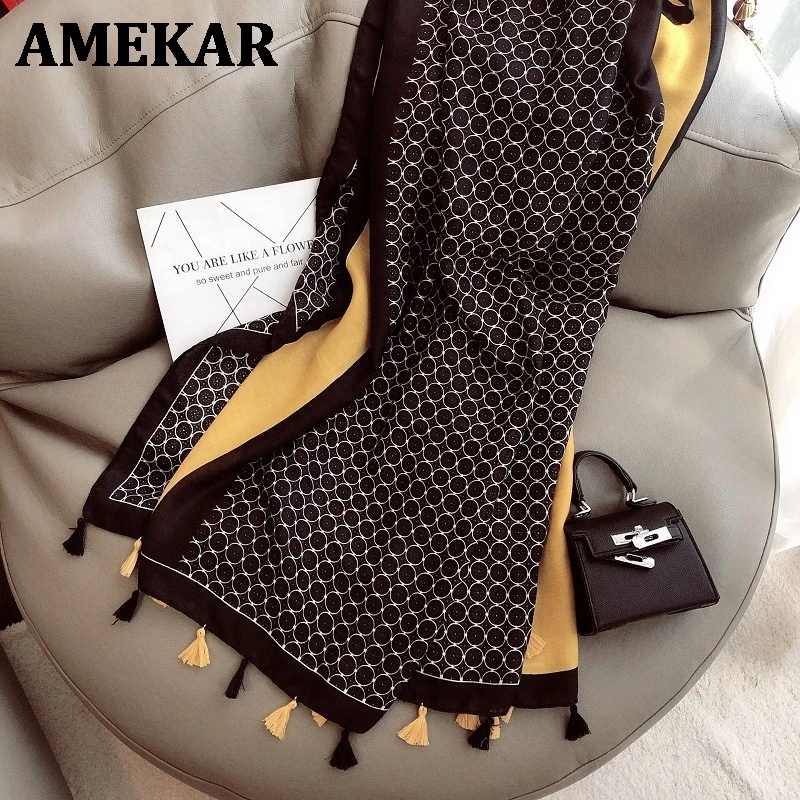 2021 Autumn Winter New Luxury Black Dot Viscose Shawl Scarf Ladies Fashion Print Wrap Neck Snood Pashminas Muslim Hijab 180*90Cm
2021 Autumn Winter New Luxury Black Dot Viscose Shawl Scarf Ladies Fashion Print Wrap Neck Snood Pashminas Muslim Hijab 180*90Cm