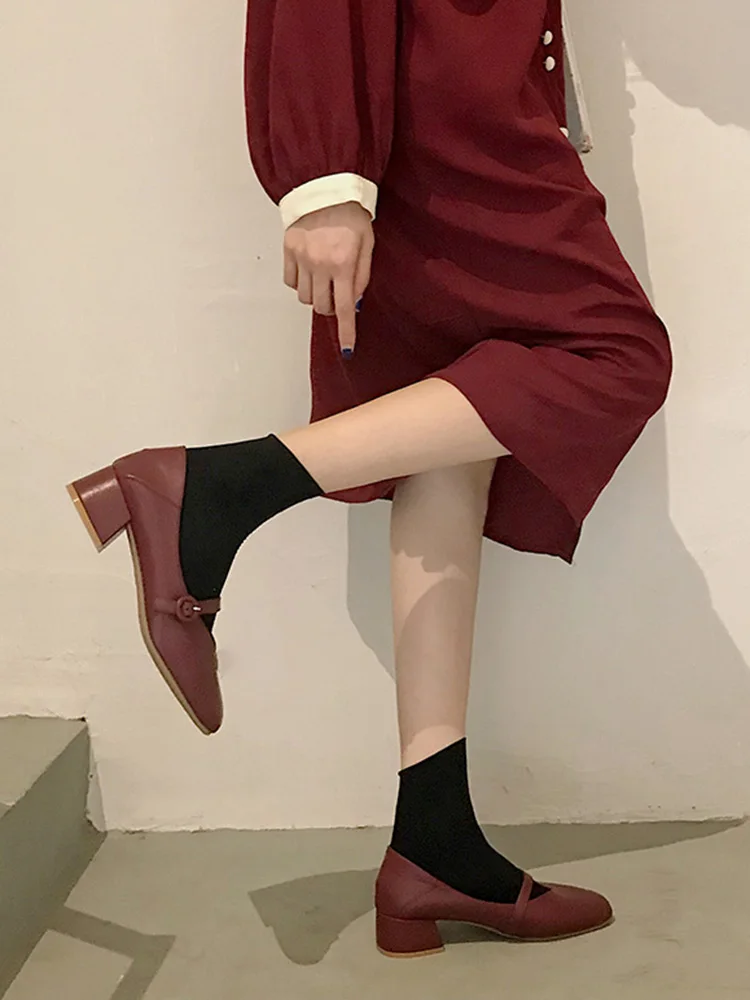 Retro Mary Jane Shoes Wild Square Head Peas Shoes Fashion Two Wear Single Shoes Simple High Heels Square Heel Womens Shoes Pumps
Retro Mary Jane Shoes Wild Square Head Peas Shoes Fashion Two Wear Single Shoes Simple High Heels Square Heel Womens Shoes Pumps