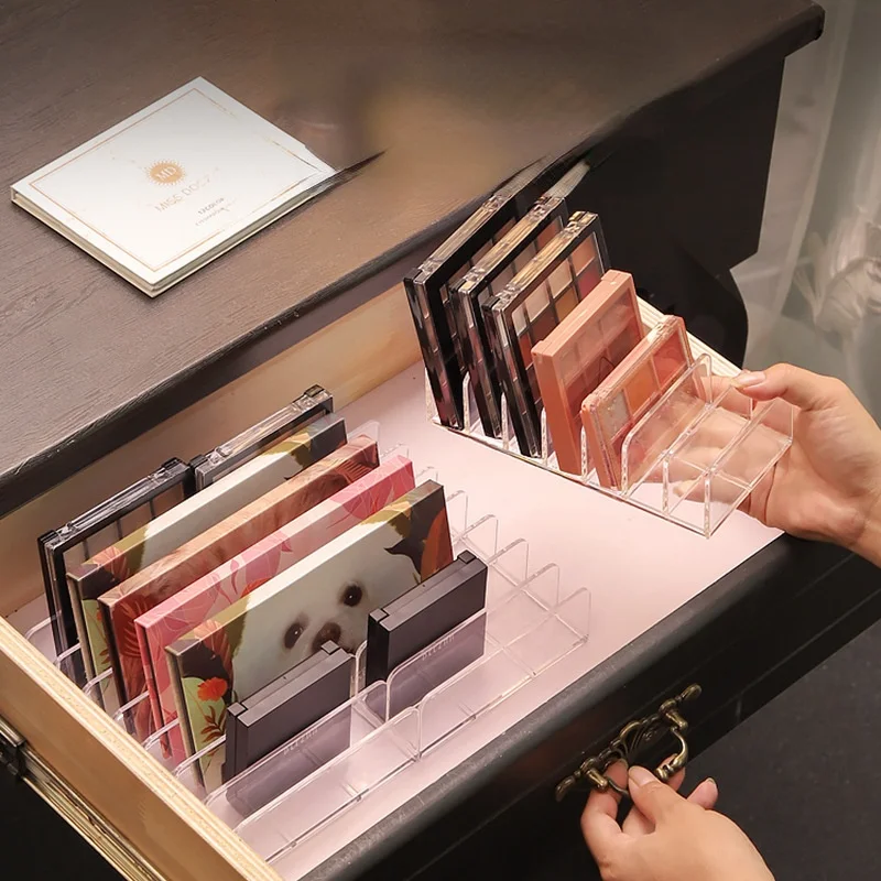 Eye Shadow Tray Storage Box Makeup Blush Cosmetics Shelf Desktop Multi-cell Display Box 7-compartment Plastic Makeup Organizer
Eye Shadow Tray Storage Box Makeup Blush Cosmetics Shelf Desktop Multi-cell Display Box 7-compartment Plastic Makeup Organizer