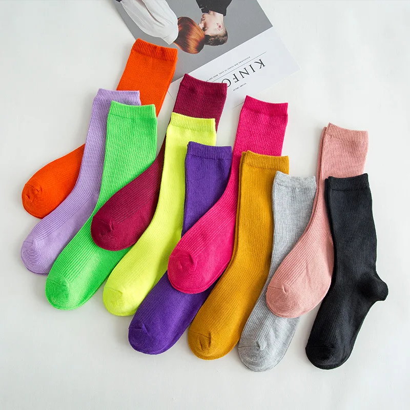 Women's Socks Autumn Korean Version Solid Color Sports Breathable Medium Tube Socks Winter Simple Leisure Harajuku Female Socks
Women's Socks Autumn Korean Version Solid Color Sports Breathable Medium Tube Socks Winter Simple Leisure Harajuku Female Socks