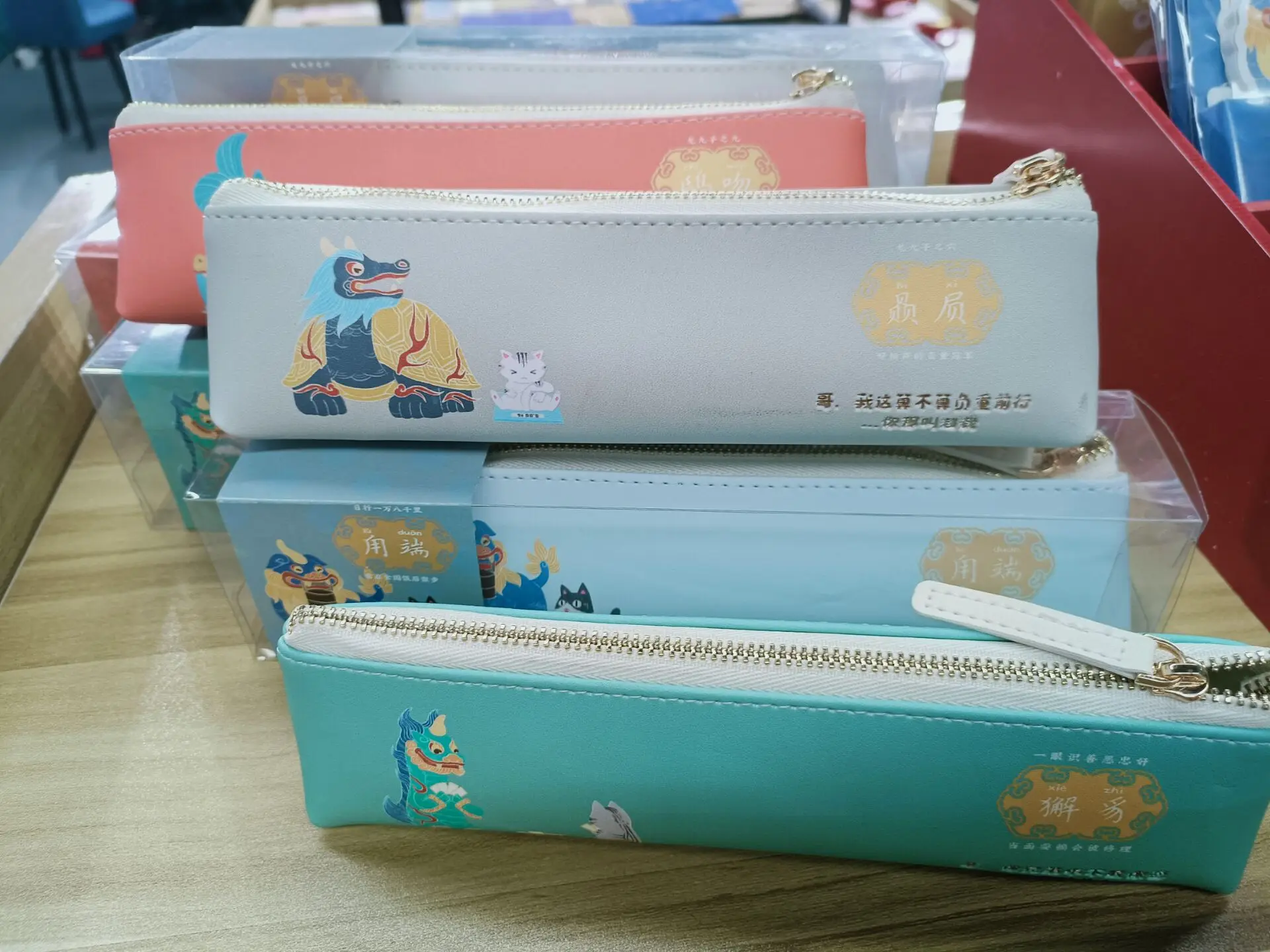 Новинка! Индивидуальная национальная и креативная канцелярская серия, сумка для карандашей 
Новинка! Индивидуальная национальная и креативная канцелярская серия, сумка для карандашей