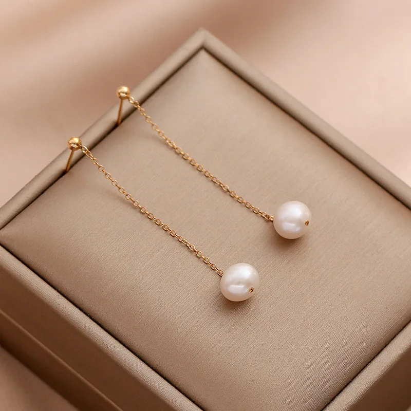 Simple Fashiona Natural Freshwater Pearl Long Pendant Earrings for Women Classic Luxury Bridal Wedding Earrings New Ear Jewelry
Simple Fashiona Natural Freshwater Pearl Long Pendant Earrings for Women Classic Luxury Bridal Wedding Earrings New Ear Jewelry