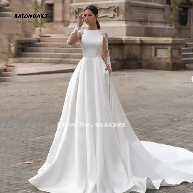 Elegant Satin Wedding Dresses Long Sleeve Lace Appliques Illusion Back Bridal Gown Vestido De Novia 2021 Robe Mariée Online
Elegant Satin Wedding Dresses Long Sleeve Lace Appliques Illusion Back Bridal Gown Vestido De Novia 2021 Robe Mariée Online