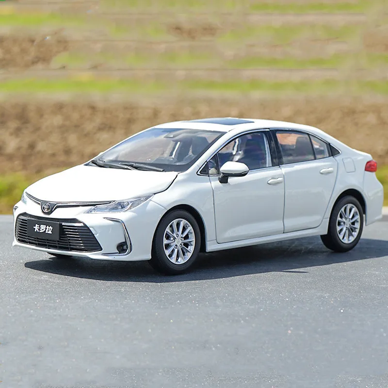 1/18 alloy casting car model original factory FAW TOYOTA 12th generation Corolla collection holiday gift Children toys
1/18 alloy casting car model original factory FAW TOYOTA 12th generation Corolla collection holiday gift Children toys