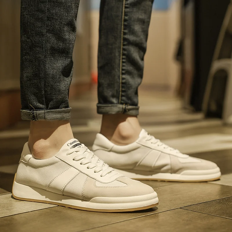 High Quality Driving Shoes Outdoor Breathable Hot Sale Fashionable Sports White Luxury Sneakers Trend Leather Stitching
High Quality Driving Shoes Outdoor Breathable Hot Sale Fashionable Sports White Luxury Sneakers Trend Leather Stitching