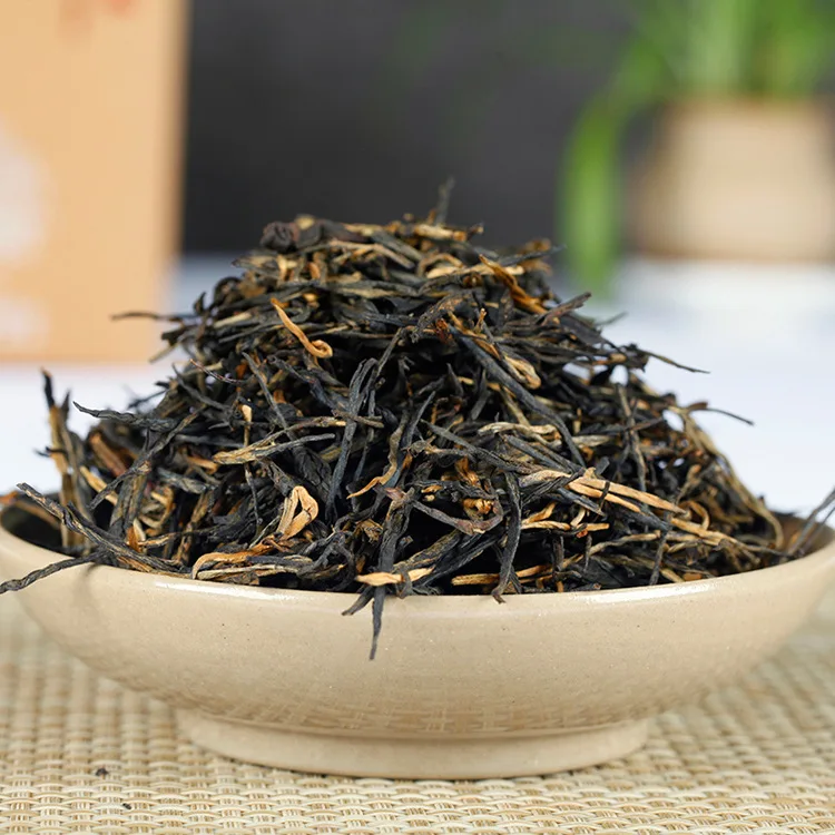 EE-0029 Chinese tea pine needle yunnan black tea 200g black tea Chinese black tea dianhong tea yunnan tea Fengqing dian hong tea
EE-0029 Chinese tea pine needle yunnan black tea 200g black tea Chinese black tea dianhong tea yunnan tea Fengqing dian hong tea