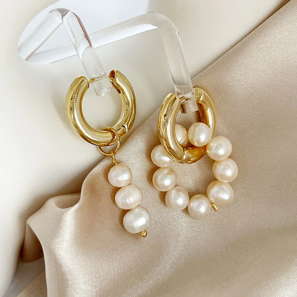 Pair Vintage Gentle Asymmetric Circle Pearl Stud Earrings For Women Multiple Band Lobe Earrings Luxury Pearl Fine Jewelry
Pair Vintage Gentle Asymmetric Circle Pearl Stud Earrings For Women Multiple Band Lobe Earrings Luxury Pearl Fine Jewelry