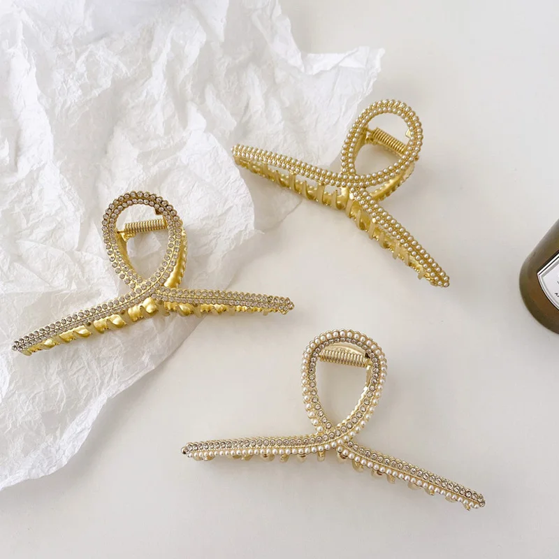 Women Barrettes Alloy Hair Claws Hair Accessories Hairclips Hairpins Ladies Hairgrip Headwear Girls Ornaments Crab Bands
Women Barrettes Alloy Hair Claws Hair Accessories Hairclips Hairpins Ladies Hairgrip Headwear Girls Ornaments Crab Bands