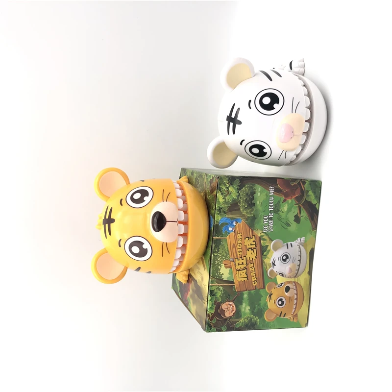 Children's toys creative spoof tiger bite finger toy decompression artifact parent-child interaction decompression bite toy
Children's toys creative spoof tiger bite finger toy decompression artifact parent-child interaction decompression bite toy
