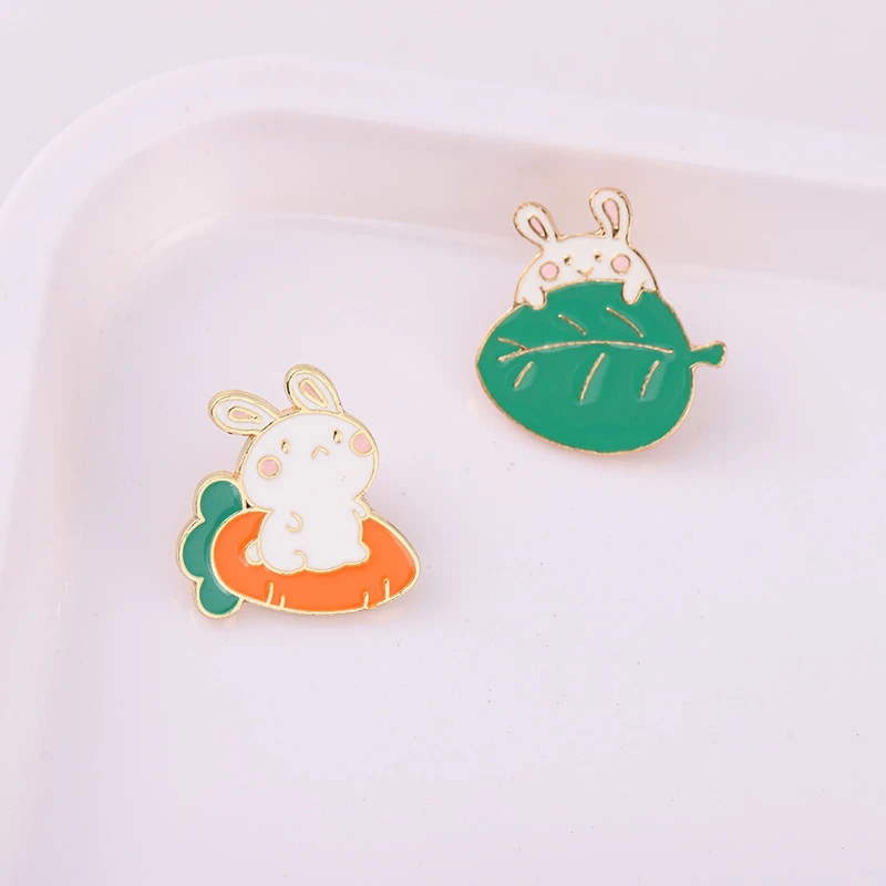 Exquisite Mini Leaf Carrot Rabbit Metal Enamel Brooch Cartoon Cute Small Animal Backpack Badge 1pc Cartoon Bunny Brooch
Exquisite Mini Leaf Carrot Rabbit Metal Enamel Brooch Cartoon Cute Small Animal Backpack Badge 1pc Cartoon Bunny Brooch