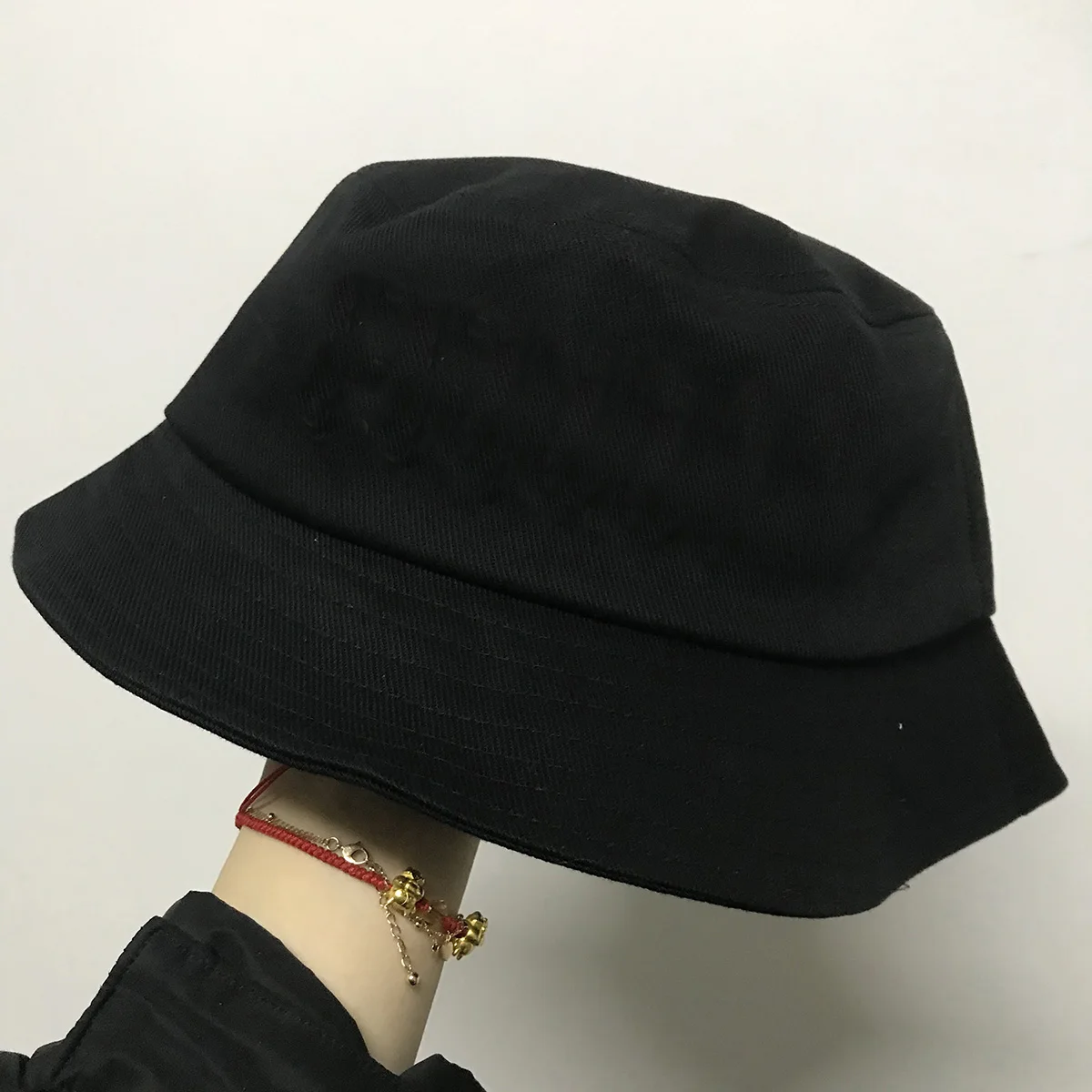 New Unisex Panama Style Luxury Bucket Hats Pearl Logo Women Fashion Brand Designer Basin Hat Sun Cap Black Outdoor Travel Hat-36
New Unisex Panama Style Luxury Bucket Hats Pearl Logo Women Fashion Brand Designer Basin Hat Sun Cap Black Outdoor Travel Hat-36