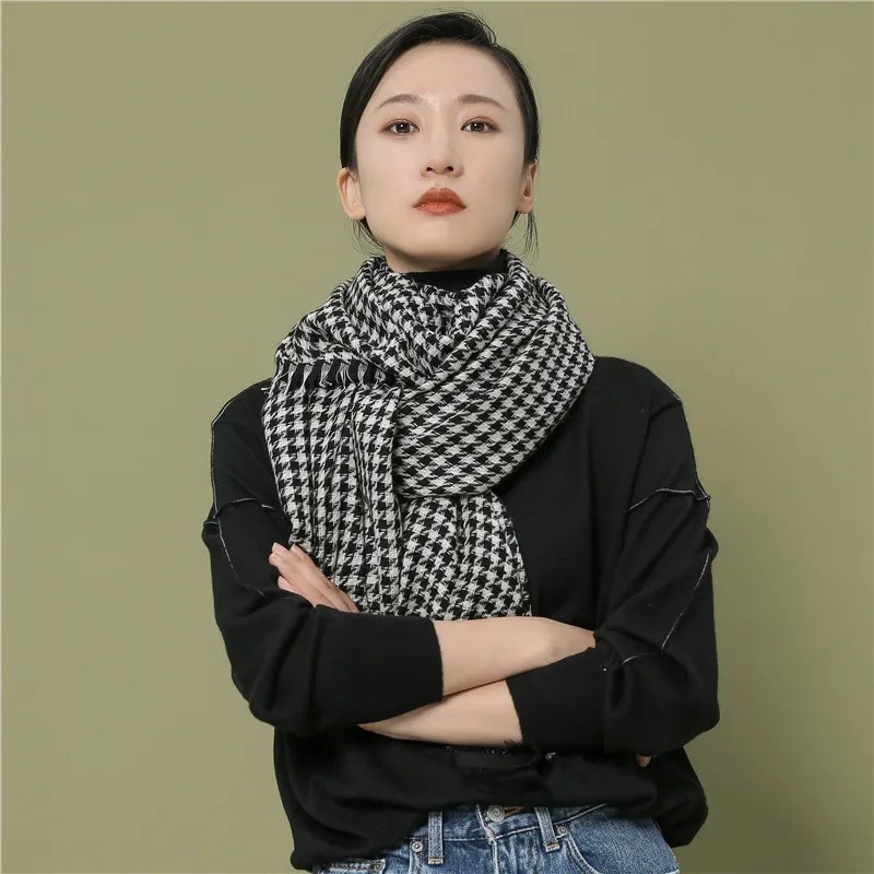 2020 new autumn winter cashmere scarf women,fashion houndstooth warm cashmere shawl,Tassel woven Women scarf winter luxury, шарф
2020 new autumn winter cashmere scarf women,fashion houndstooth warm cashmere shawl,Tassel woven Women scarf winter luxury, шарф