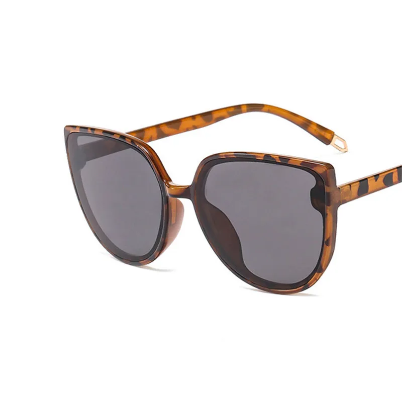 2021 New Fashion Brand Designer Cat Eye Women Sunglasses Oversized Sun Glasses Cateye Vintage Female Eyewear Goggles Protection
2021 New Fashion Brand Designer Cat Eye Women Sunglasses Oversized Sun Glasses Cateye Vintage Female Eyewear Goggles Protection
