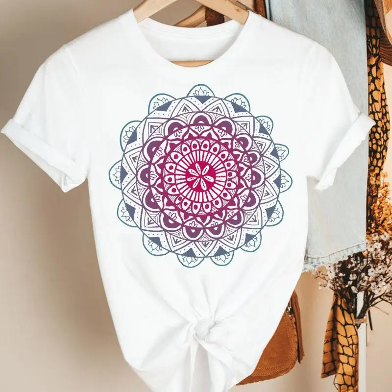 Women's floral short-sleeved 90's trend summer print fashion T-shirt Women's short-sleeved T-shirt top pattern T-shirts
Women's floral short-sleeved 90's trend summer print fashion T-shirt Women's short-sleeved T-shirt top pattern T-shirts