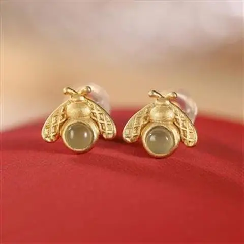 Original S925 Sterling Silver Gilding Hetian Jade Gray Jade Retro Personalized and Small Fresh Firefly Ladies Ear Studs Earrings
Original S925 Sterling Silver Gilding Hetian Jade Gray Jade Retro Personalized and Small Fresh Firefly Ladies Ear Studs Earrings