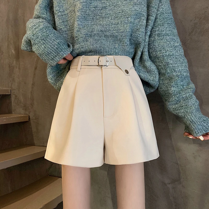 YTX760 2021 new high-waisted slimming, fashionable and versatile A-line outer wear wide-leg casual shorts
YTX760 2021 new high-waisted slimming, fashionable and versatile A-line outer wear wide-leg casual shorts