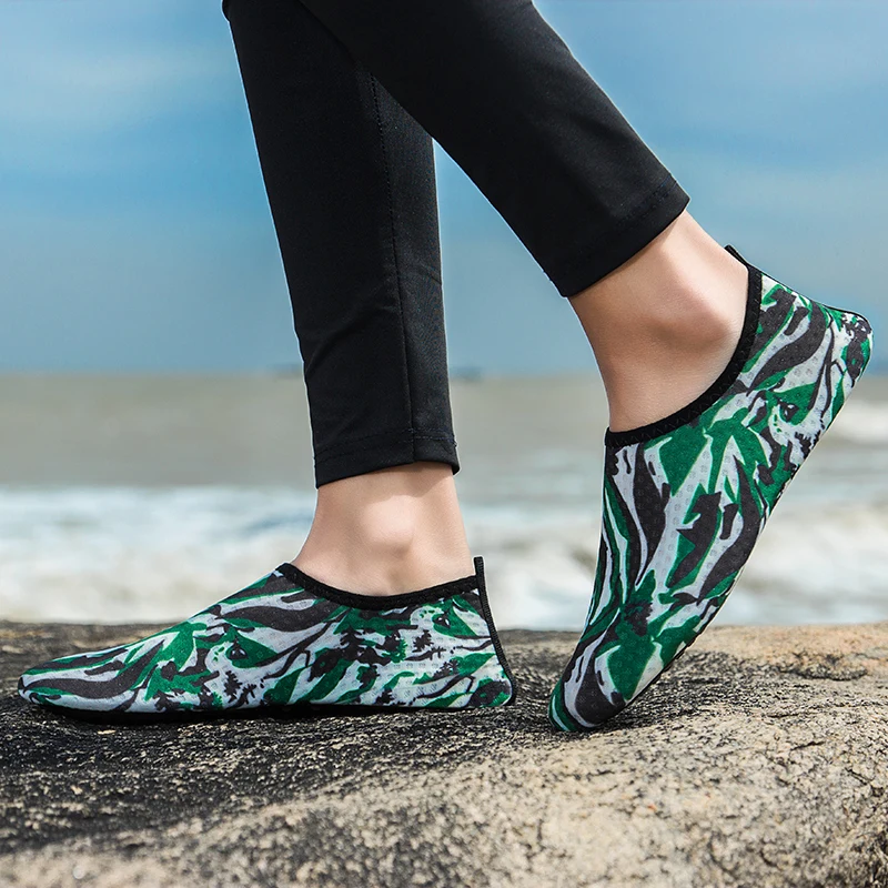 Comfortable Quick Dry Men Women Non Slip Wading Shoe Breathable Upstream Beach Shoes Barefoot Surfing Seaside Aqua Shoe Outdoor
Comfortable Quick Dry Men Women Non Slip Wading Shoe Breathable Upstream Beach Shoes Barefoot Surfing Seaside Aqua Shoe Outdoor