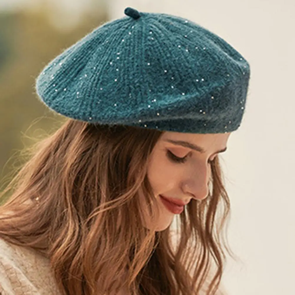 Элегантная простая блестящая шляпа без козырька женский берет эластичный для путешествий
Элегантная простая блестящая шляпа без козырька женский берет эластичный для путешествий