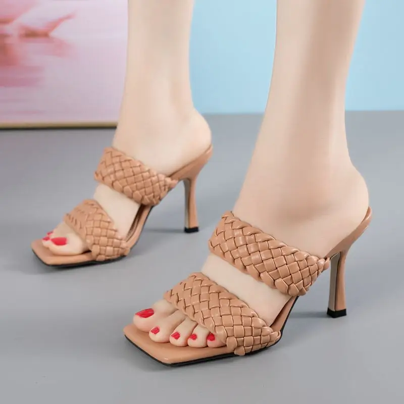 New Leather Braided High Heels Slippers Women Runway Party Shoes Woman Cross Wove Folds Mules Shoes Sexy Thin Heel Sandals Woman
New Leather Braided High Heels Slippers Women Runway Party Shoes Woman Cross Wove Folds Mules Shoes Sexy Thin Heel Sandals Woman